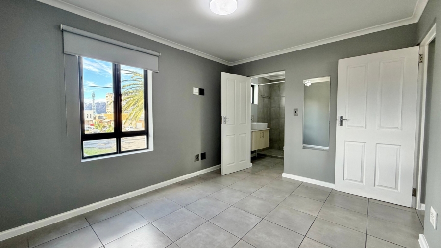 5 Bedroom Property for Sale in Strand Central Western Cape
